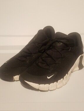 Men Metcon Free Training Shoes Black White Size 12